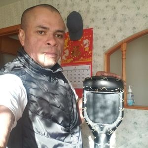 Meet your Posher, Luong